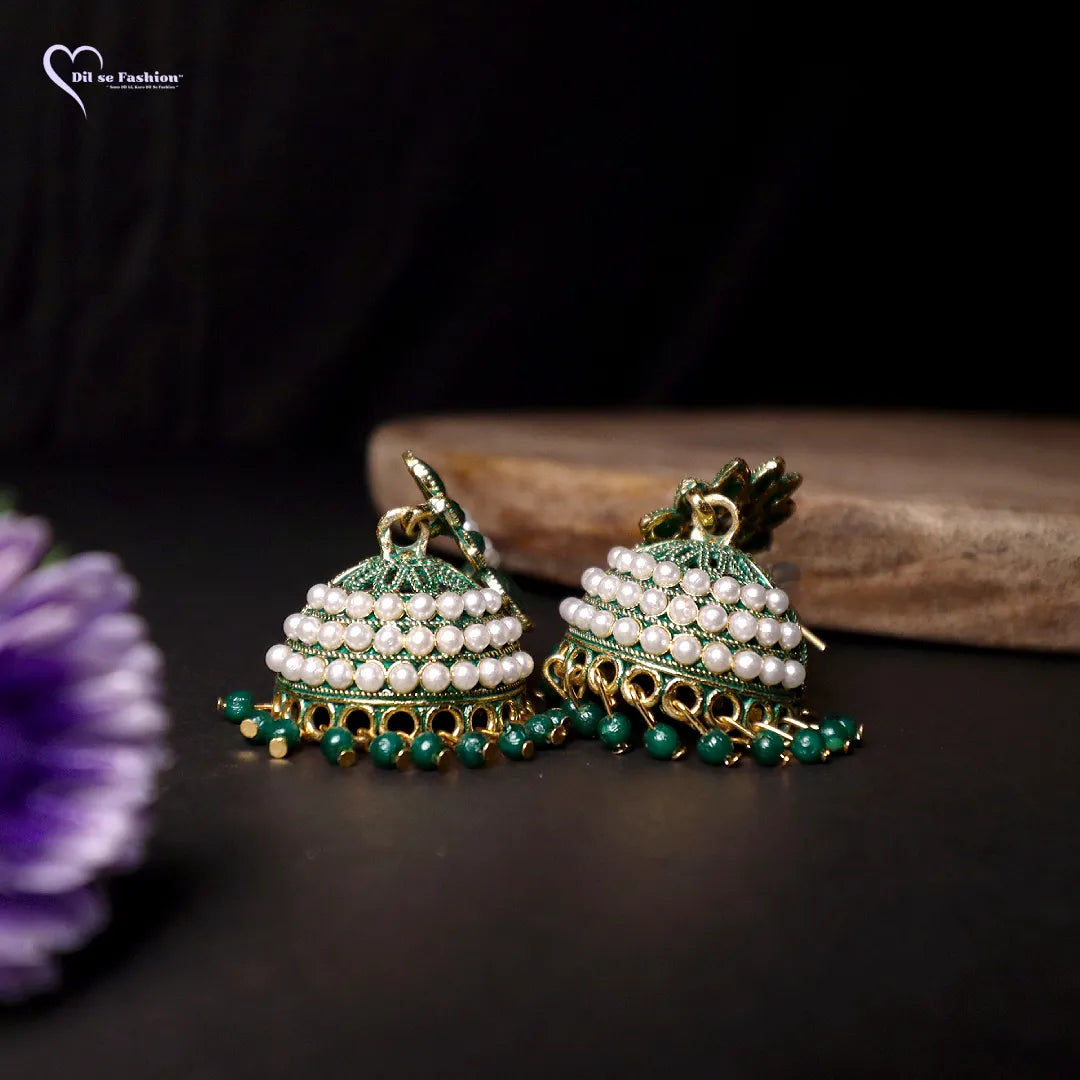 Round Flower Stones  Stunning Earrings